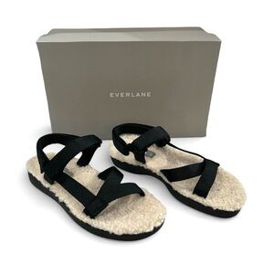 Everlane women’s The ReNew Teddy Sport Sandal 6 6.5 black fleece strappy New NIB